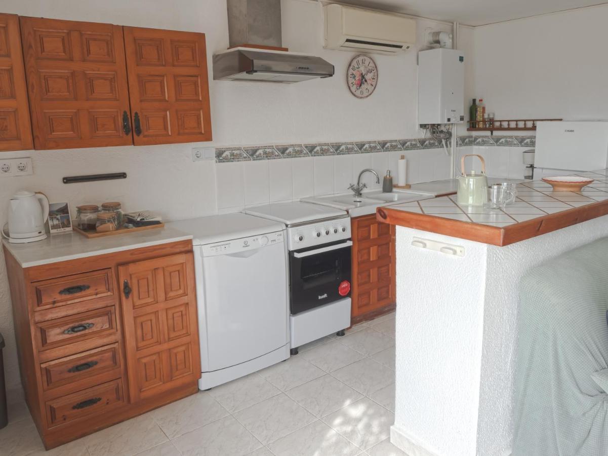 Authentic Groundfloor Apartment In Beautiful Villa, 哈维亚 外观 照片